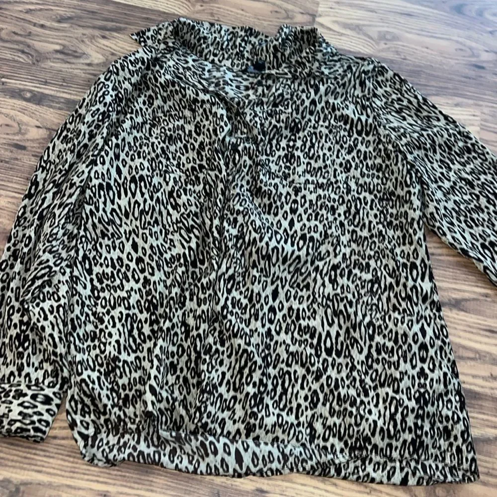 George button up - Picture 1 of 2